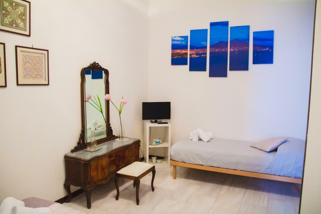 Bed and Breakfast Easy House Neapol Zewnętrze zdjęcie